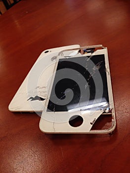 Iphone screen repair fixed cracked