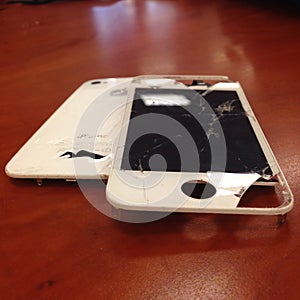 Iphone screen repair fixed cracked