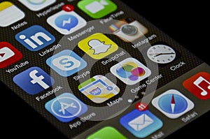 Iphone social network apps