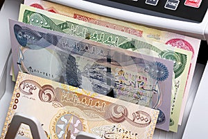 Iraqi Dinar in a counting machine