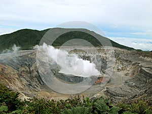 Irazu Volcano photo
