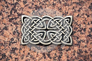 Iron cast celtic knot