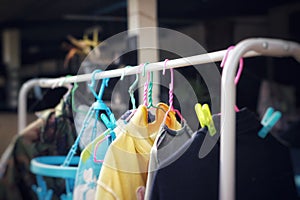 Iron clothes hanger, clothes hanger, outdoor clothes hanger, sunshine, focus thin