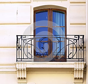 iron floral grille on the balcony part 2