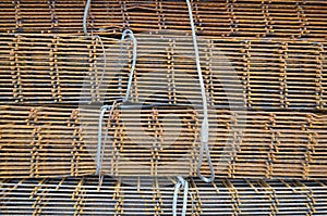 Iron mesh for reinforced concrete