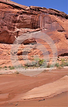 Iron oxide cross bedded sandstone of Canyon de Chelly