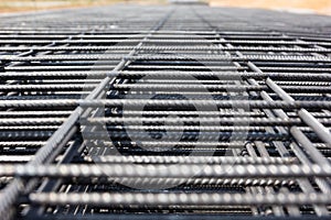Iron wire for use base structure in road construction
