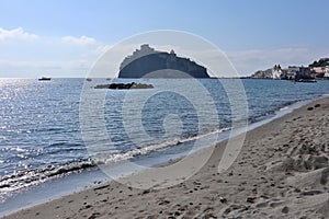 Ischia - Castello Aragonese dalla Spiaggia dei Pescatori