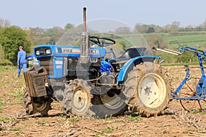 2160 iseki small tractor