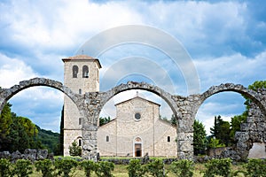 Isernia, Molise, Italy: Abbazia di San Vincenzo al Volturno - Basilica Nuova  Castel San Vincenzo