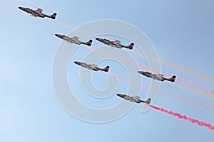 Iskry (White-and-Red Sparks)