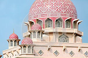 Islamic architecture, details of mosque exterior, dome with decorative pattern