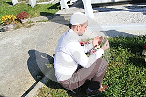 Islamic praying on dead person