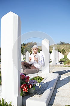 Islamic praying on dead person