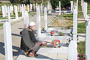 Islamic praying on dead person