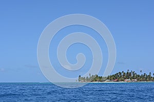 Island in San Blas archipelago, PanamÃÂ¡ photo