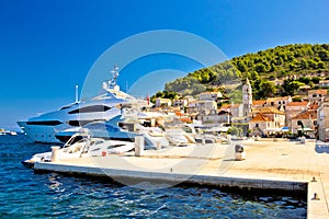 Island of Vis yachting waterfront view