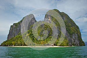 Islands of El Nido, Philippines photo