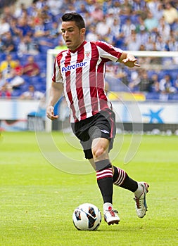 Isma Lopez in action