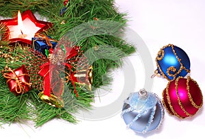 Isolated green Xmas wreath with a candle