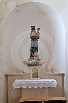 Isole Tremiti - Altare sinistro dell'Abbazia di Santa Maria a Mare photo