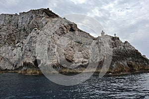 Isole Tremiti - Scorcio del faro da Cala del Bue Marino