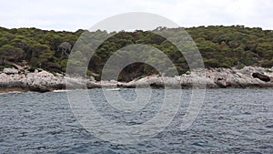 Isole Tremiti â€“ Panoramica di Cala dello Zio Cesare dalla barca