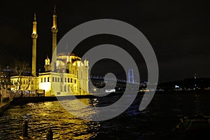 Istanbul, Ortakoy Mosque