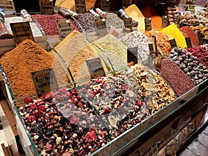 Istanbulâ€˜s Egyptian Spice Bazaar