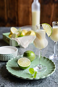 Italian Alcoholic beverage Crema di Limoncello