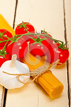 Italian basic pasta ingredients