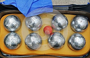 Italian bowling set