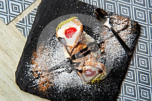 Italian cannoli pastry dessert