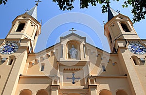 Italian church of the Assumption of Mary, Bruneck photo