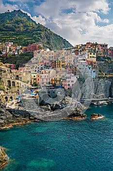 Italian coastline and colorful Manarola town in Cinque terre, Italy