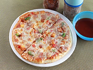 Italian cuisine Tandoori paneer pizza