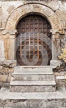 Italian door