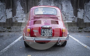 Italian little vintage car: Fiat 500