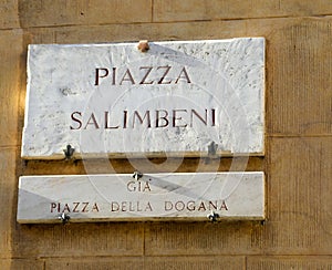Italian name of Square Called PIAZZA SALIMBENI