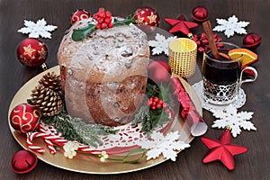 Italian Panettone Christmas Cake