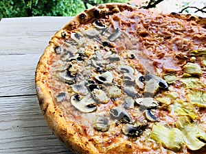Italian Pizza Quattro Stagioni