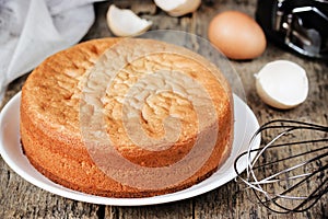 Italian sponge cake Pan di Spagna photo
