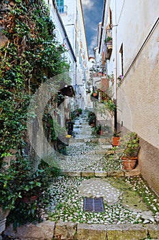 The italian village of Atina.