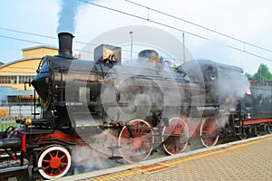 ITALIAN VINTAGE STEAM TRAIN LOCOMOTIVE