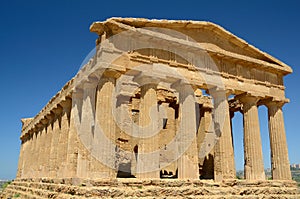 Italy - Agrigento: Temple of Concordia