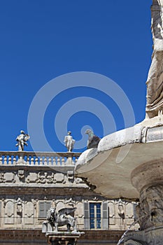 Italy, Verona, Piazza dei Signori Square, Monument to Dante Aighieri