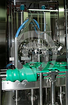 Italy wine: automatic bottling line