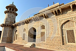 Itmad Ud Daula, Agra