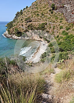 Itri - Spiaggia della Flacca Antica dal sentiero di accesso