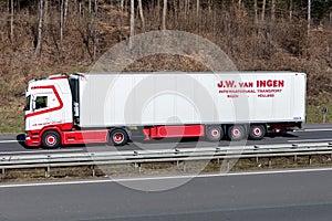 J.W. van Ingen truck